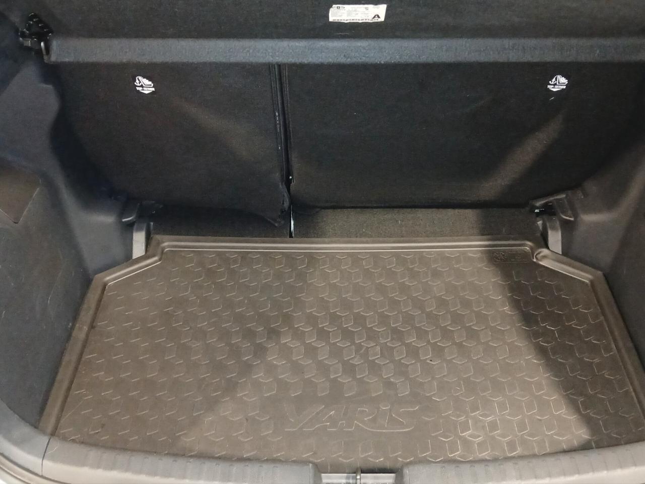 Toyota Yaris 1.5 Hybrid 5 porte Active