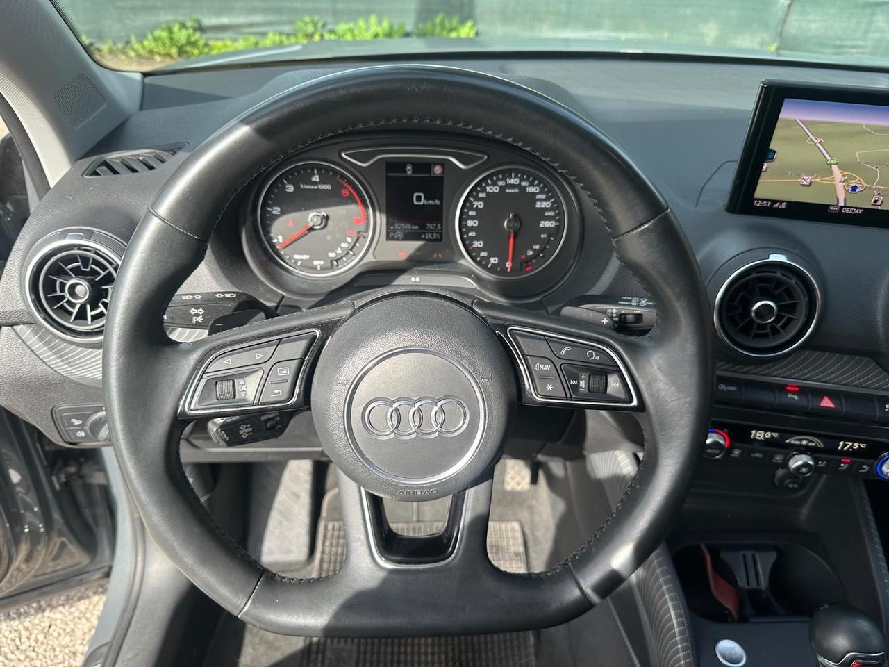 Audi Q2 30 TDI S tronic line Edition exterior fari led *promo*