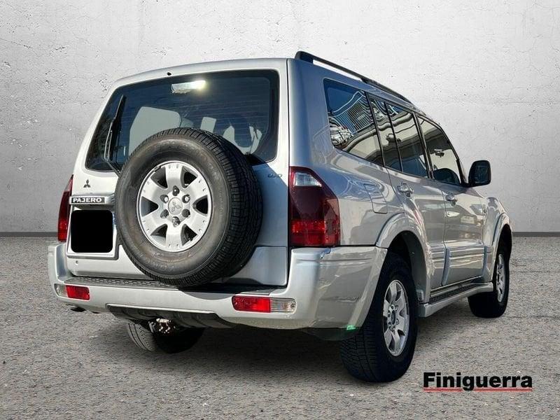 Mitsubishi Pajero Pajero 3.2 16V DI-D 5p. GLS2