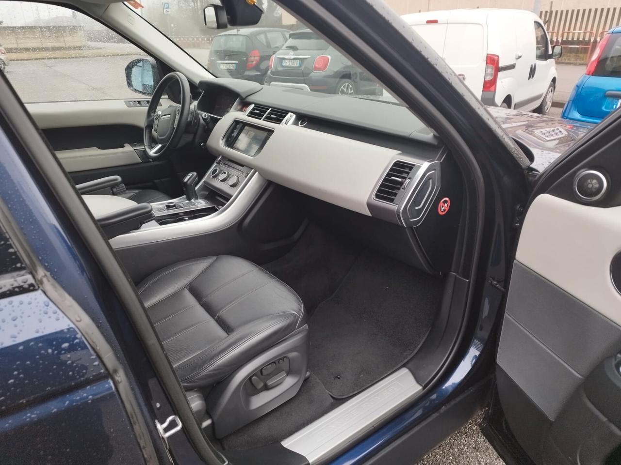 Land Rover Range Sport 3.0 TDV6 HSE Dynamic