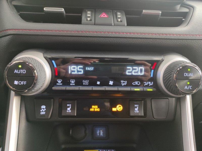 TOYOTA RAV4 5ª serie - RAV4 2.5 PHEV E-CVT AWD-i More Dynamic