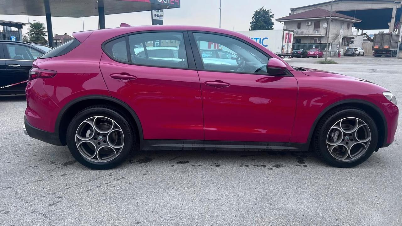 Alfa Romeo Stelvio 2.2 Turbodiesel 150 CV AT8 RWD Business