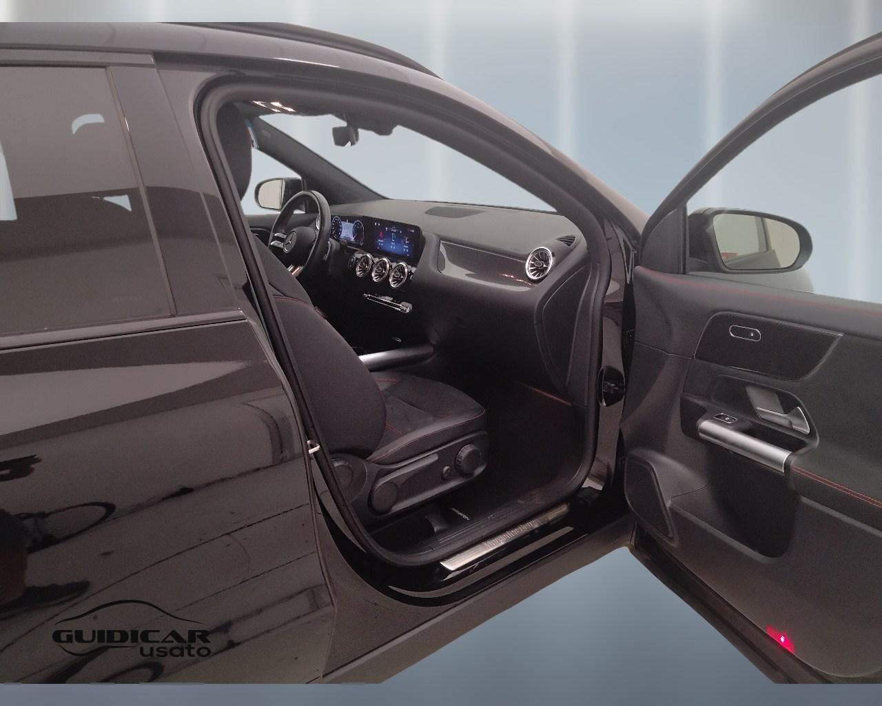 Mercedes-Benz GLA-H247 2023 - GLA 180 d AMG Line Advanced Plus auto