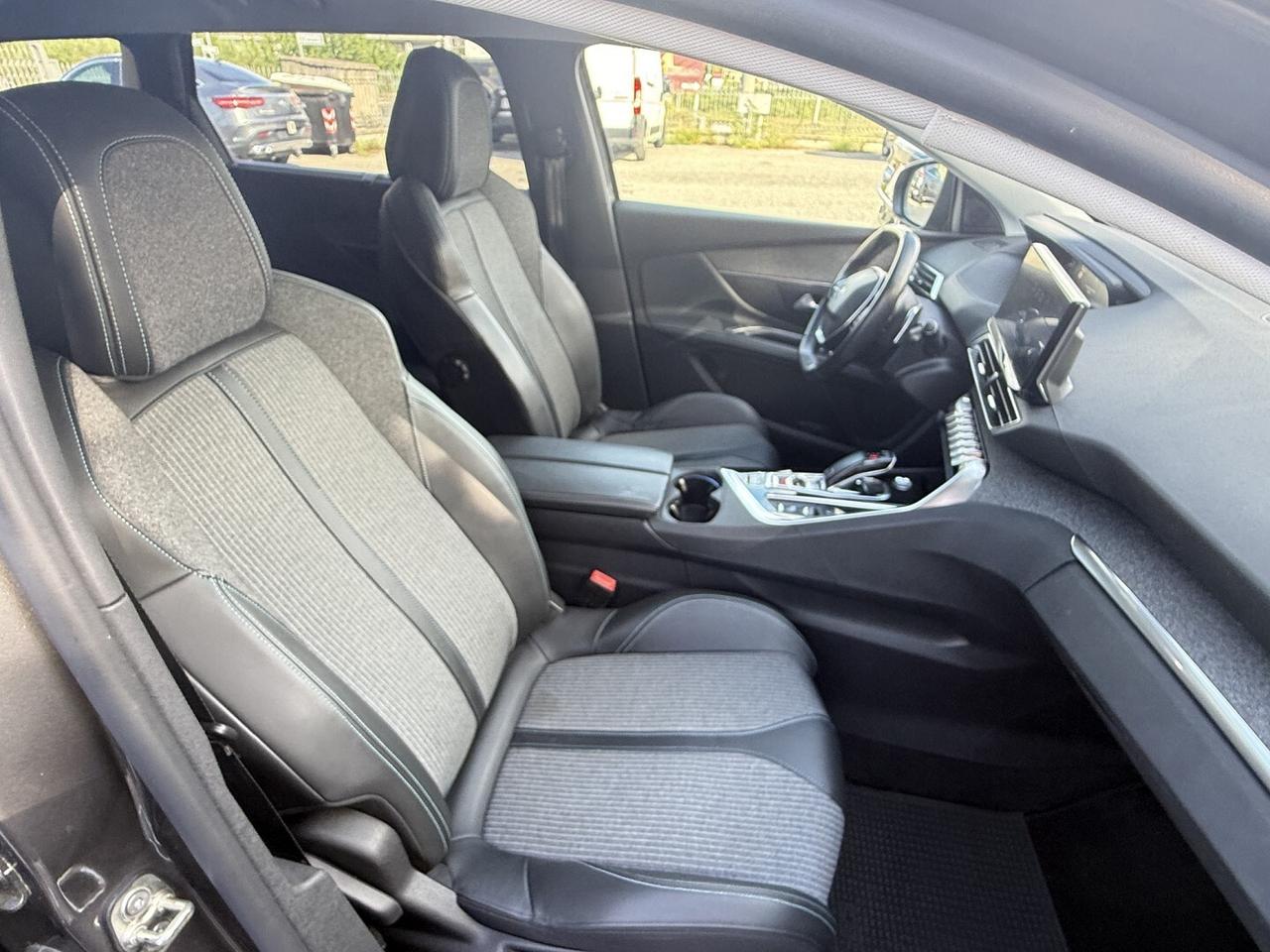 PEUGEOT 5008 1.5TDCI 4X4 GT LINE 7 POSTI