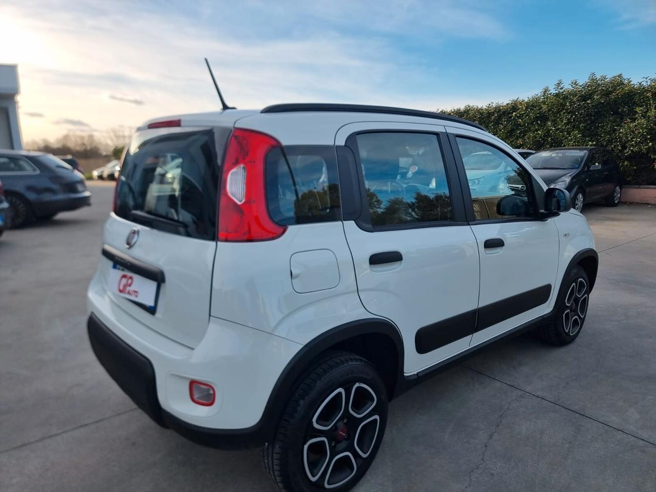 Fiat Panda 0.9 TwinAir Turbo Natural Power City Cross