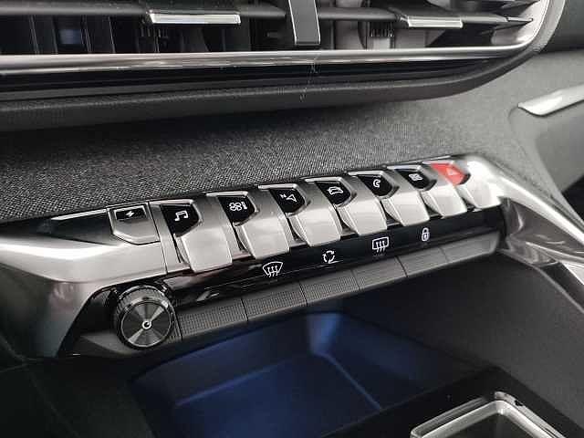 Peugeot 3008 Hybrid Plug in 225 e-EAT8 Allure Pack