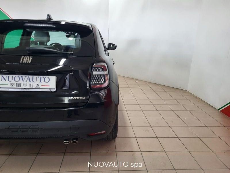FIAT 600 1.2 Hybrid 136cv