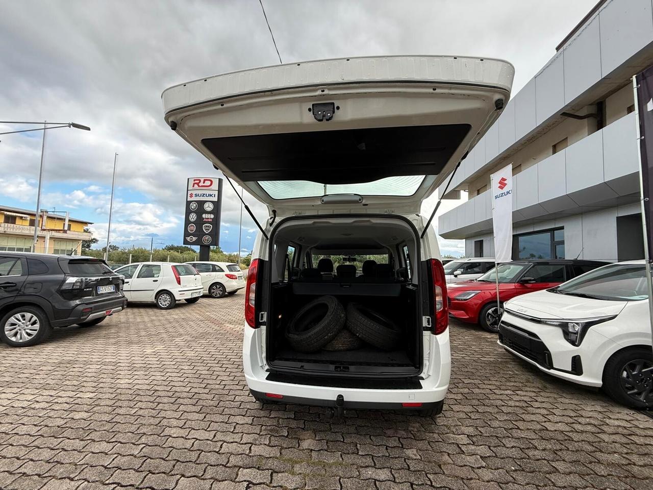 Fiat Doblo Fiat Doblò 1.6 MJt 95cv 5 posti - ok neopatentati -