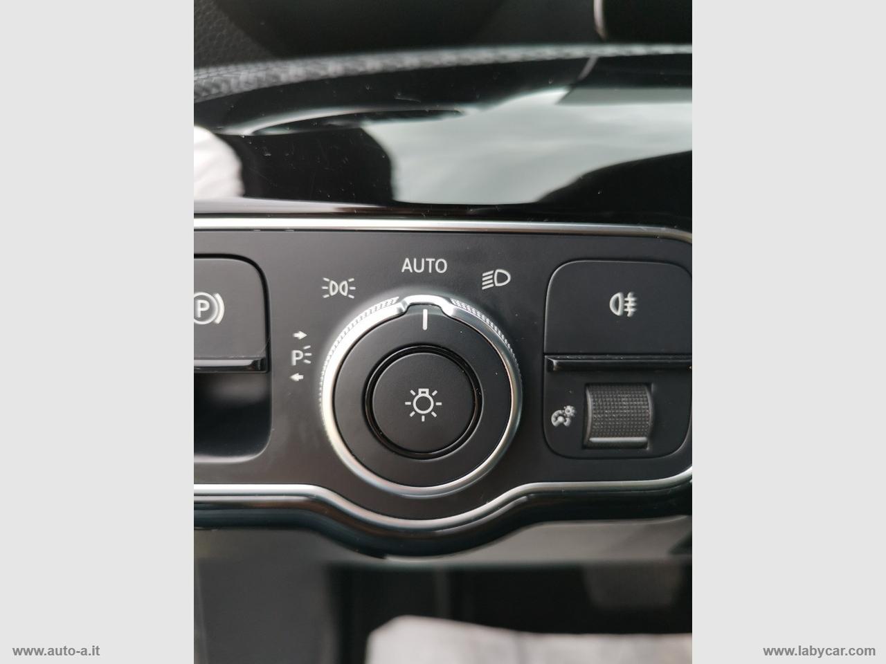 MERCEDES-BENZ A 180 d Automatic Business Extra