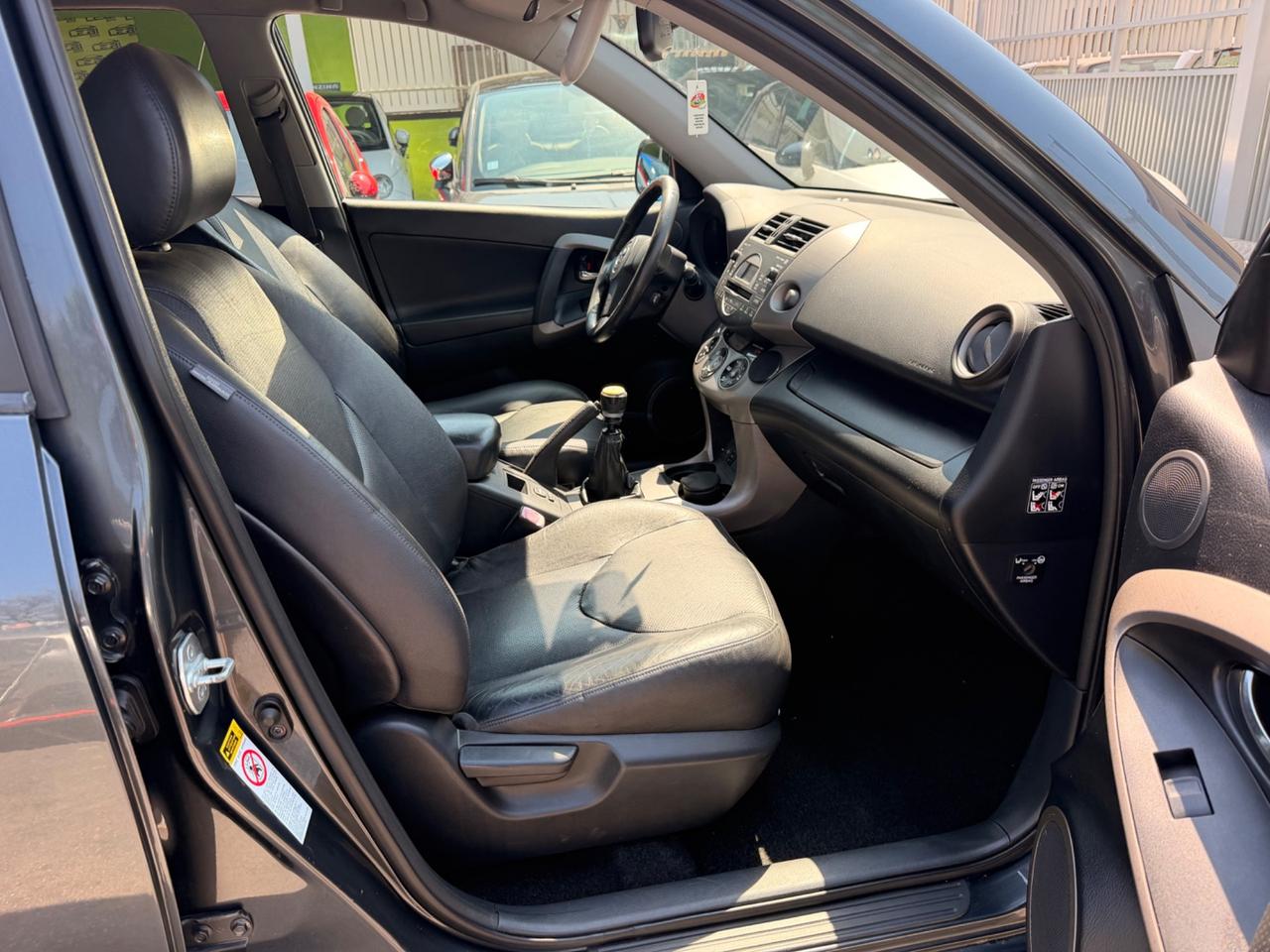 Toyota RAV 4 RAV4 2.2 D-4D 177 CV Luxury 4x4 PERFETTA!!!