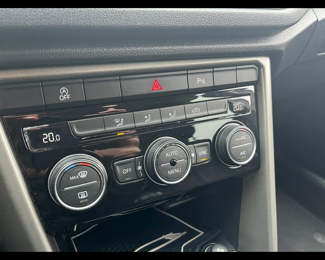 VOLKSWAGEN T-Roc 1ª serie - T-Roc 1.0 TSI Style BlueMotion Technology