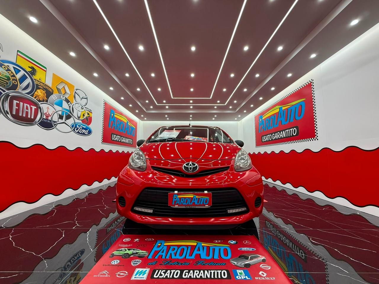 Toyota Aygo 1.0 68cv Connect - 2013
