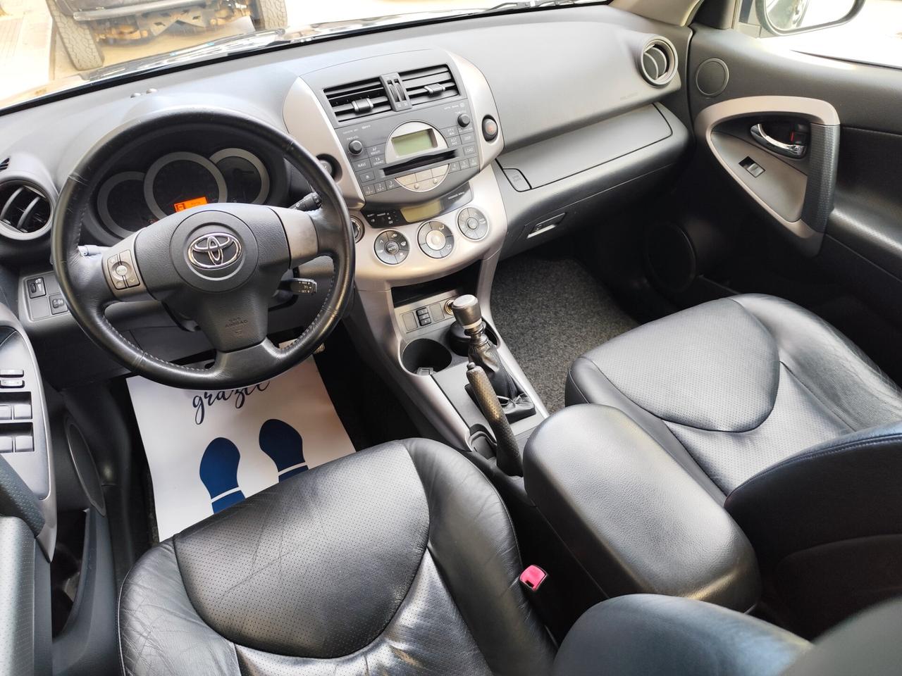 Toyota RAV 4 RAV4 2.2 D-4D 177CV Luxury 4x4