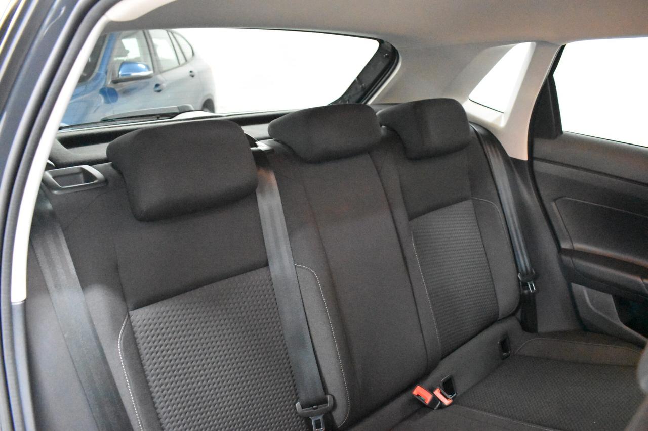 Volkswagen Polo 1.0 TSI 5p. R-Line