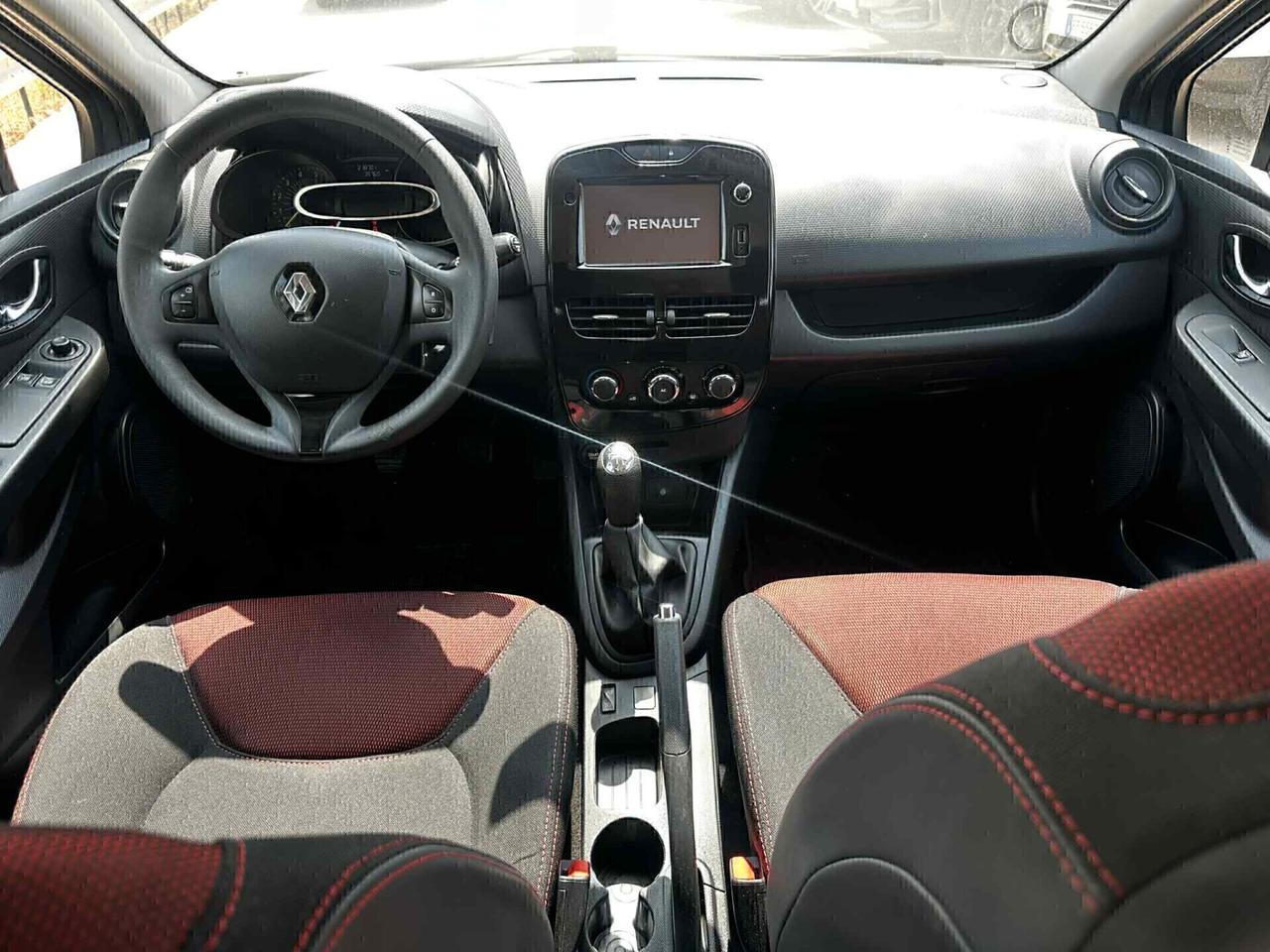 Renault Clio 1.5 dCi diesel 75CV neop ok 2014