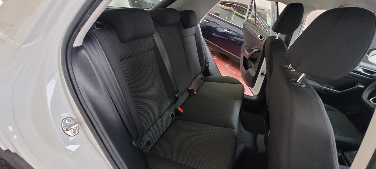 Volkswagen T-Roc 1.0 TSI Life