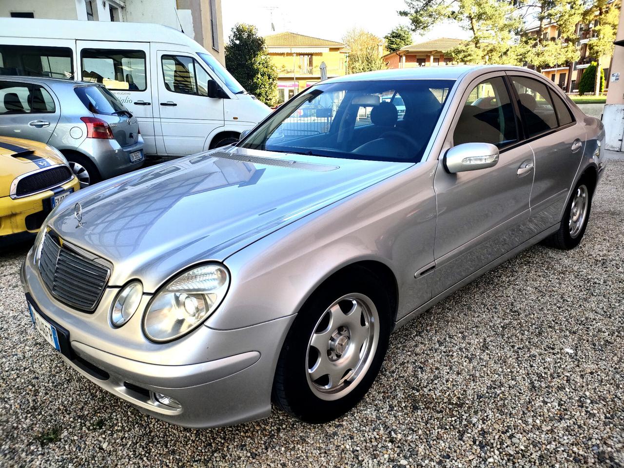 Mercedes E 200 K Metano