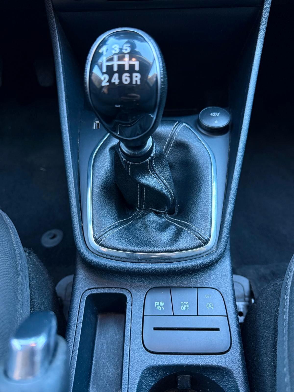 Ford Fiesta 1.0 Ecoboost Hybrid 125 CV 5 porte ST-Line