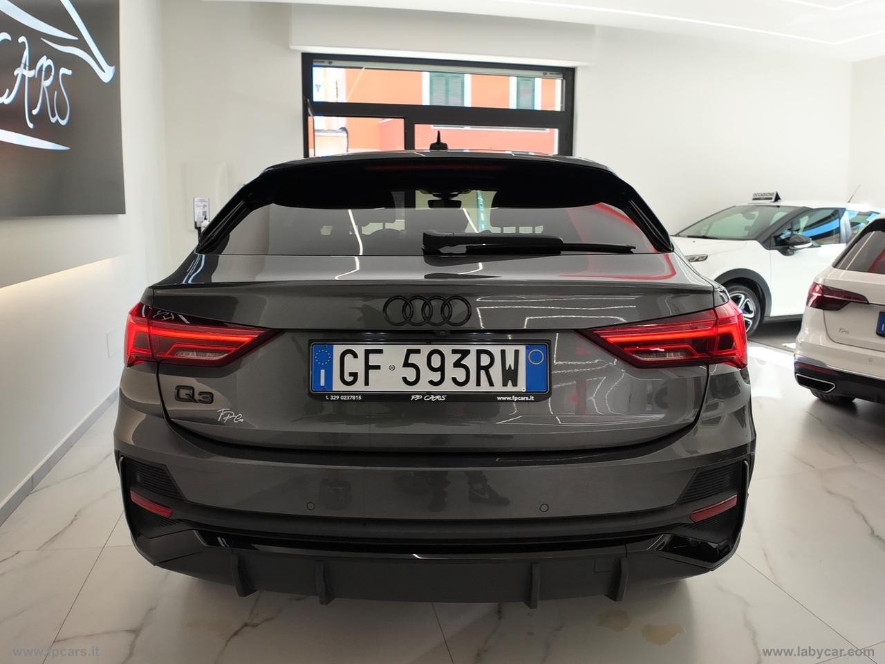 AUDI Q3 35 TDI S tronic S line edit. IDENTITY BLACK