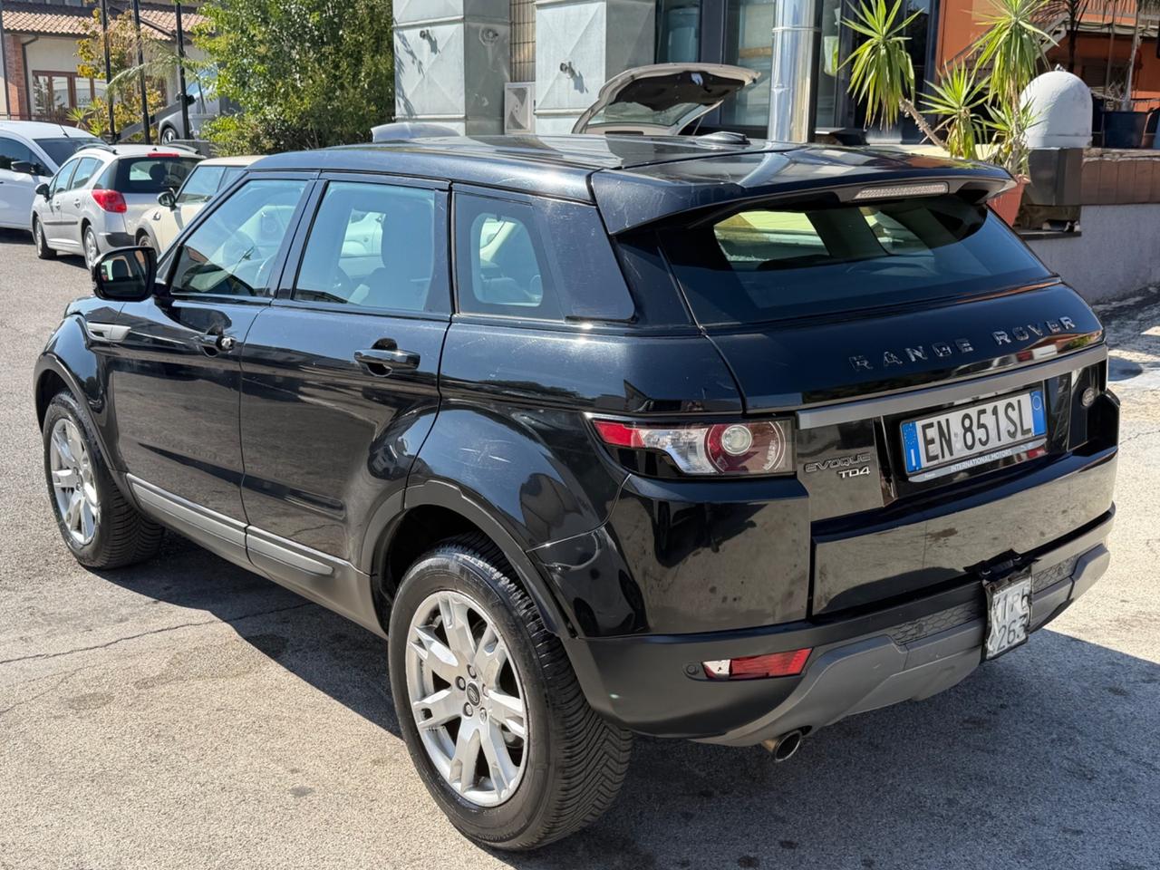 Land Rover Range Evoque 2.2 TD4 5p