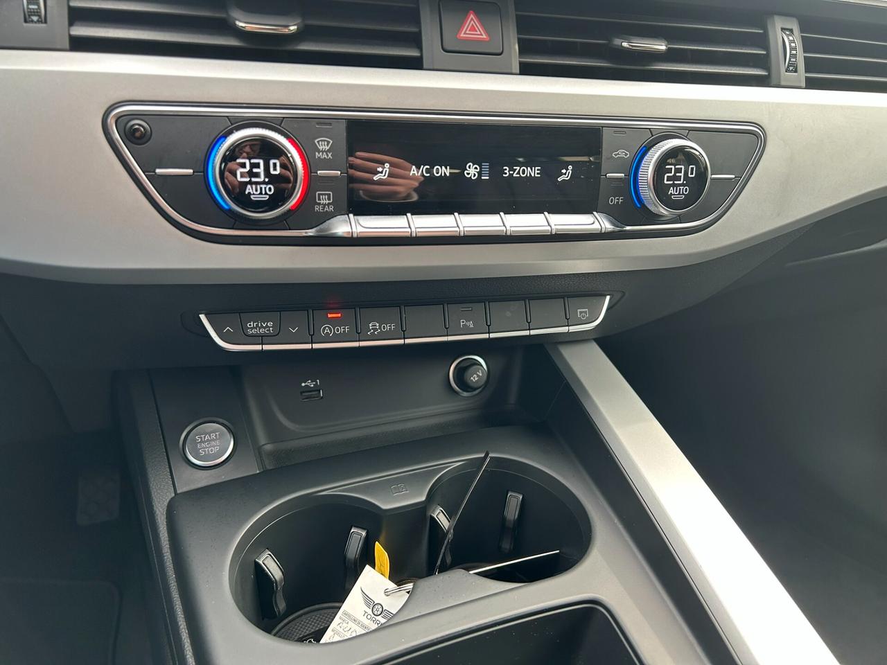 AUDI A4 Avant 35 2.0TDI 163CV S-Tronic Business