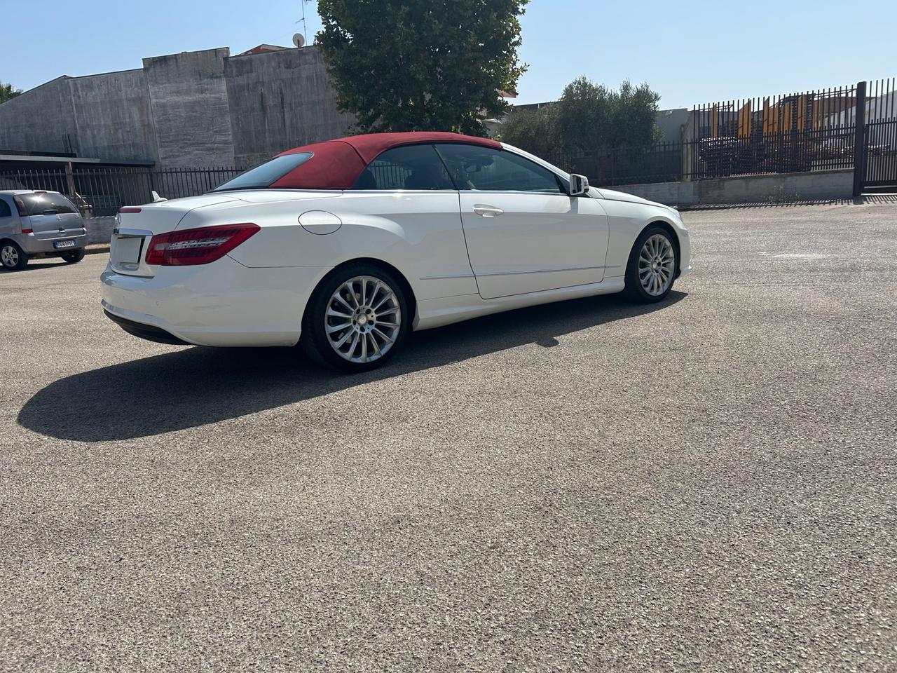 Mercedes-benz E 220 BlueTEC Cabrio Executive