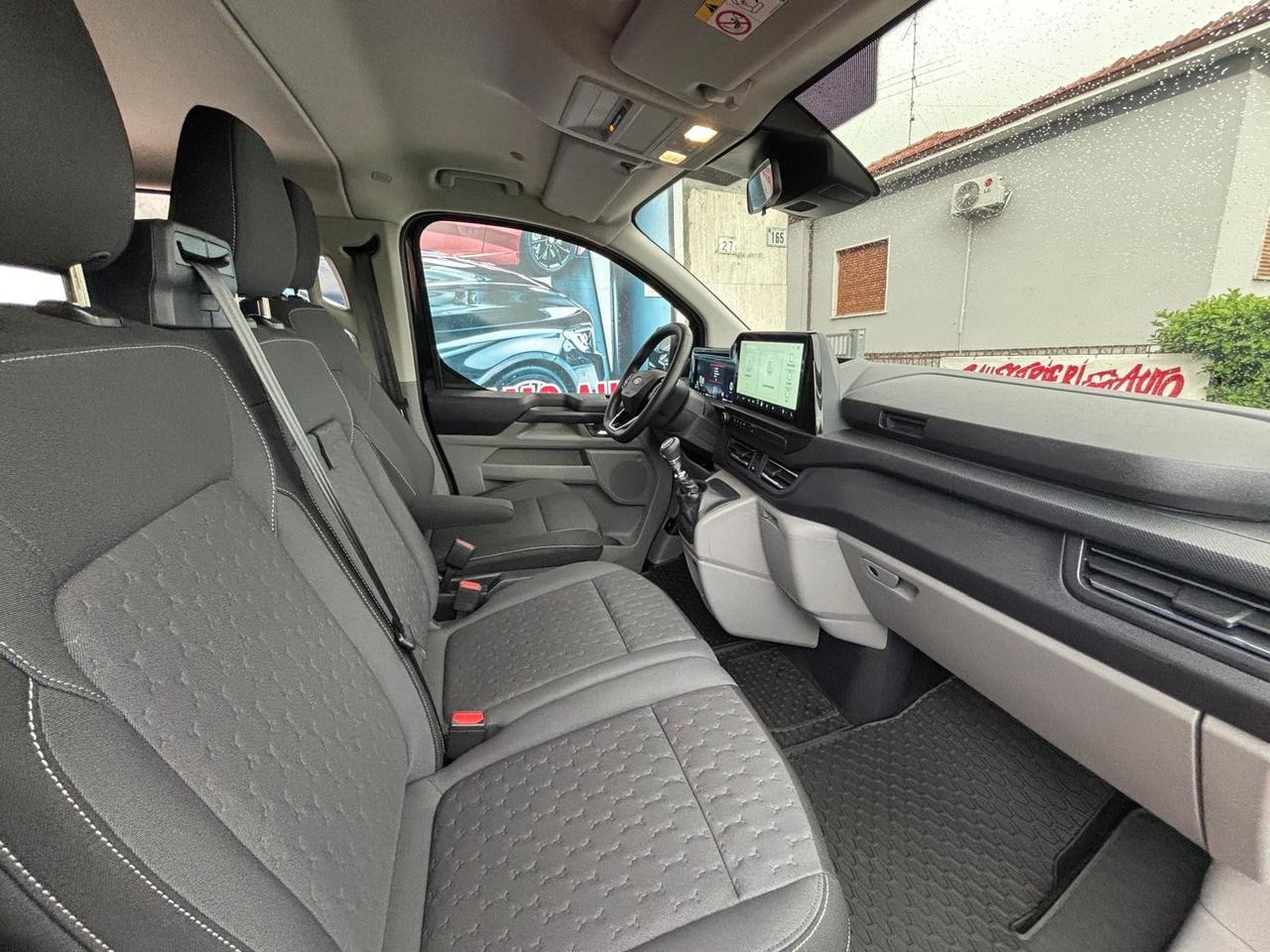 Ford Transit custom 2.0 TDCI eco blue 150 CV titanium 9 posti