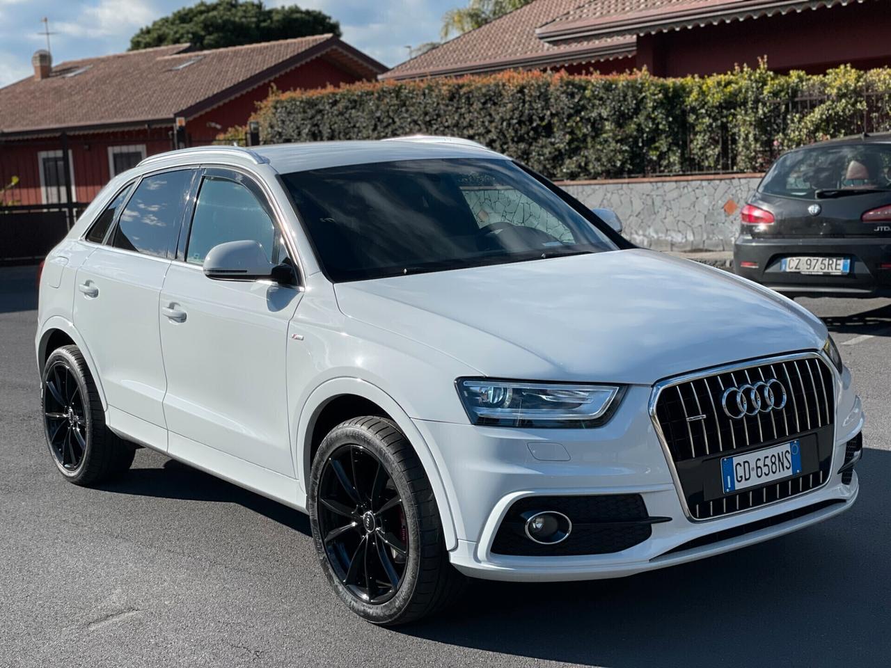 Audi Q3 2.0 TDI S Line Edition