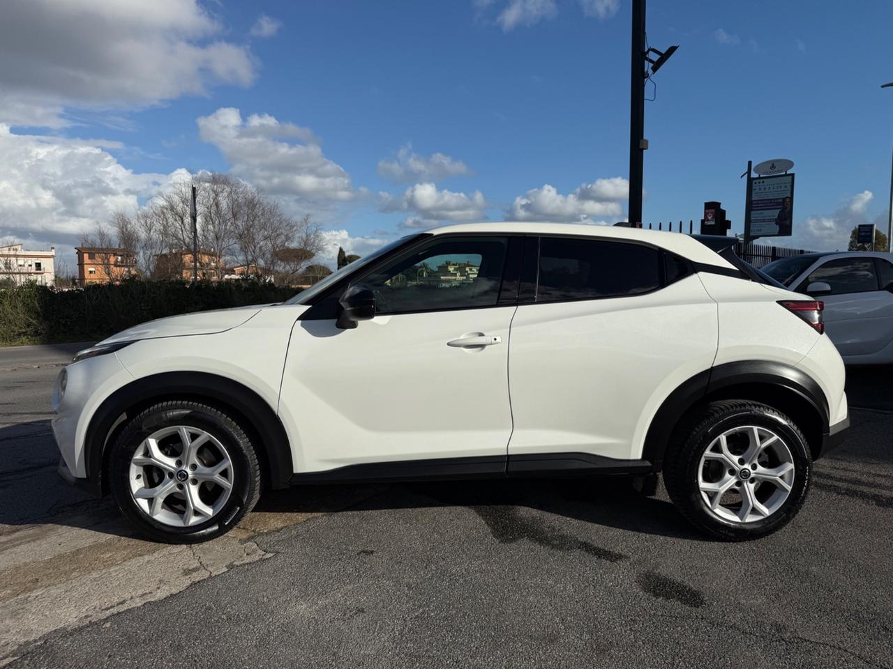 Nissan Juke 1.0 DIG-T 117cv N-Connecta