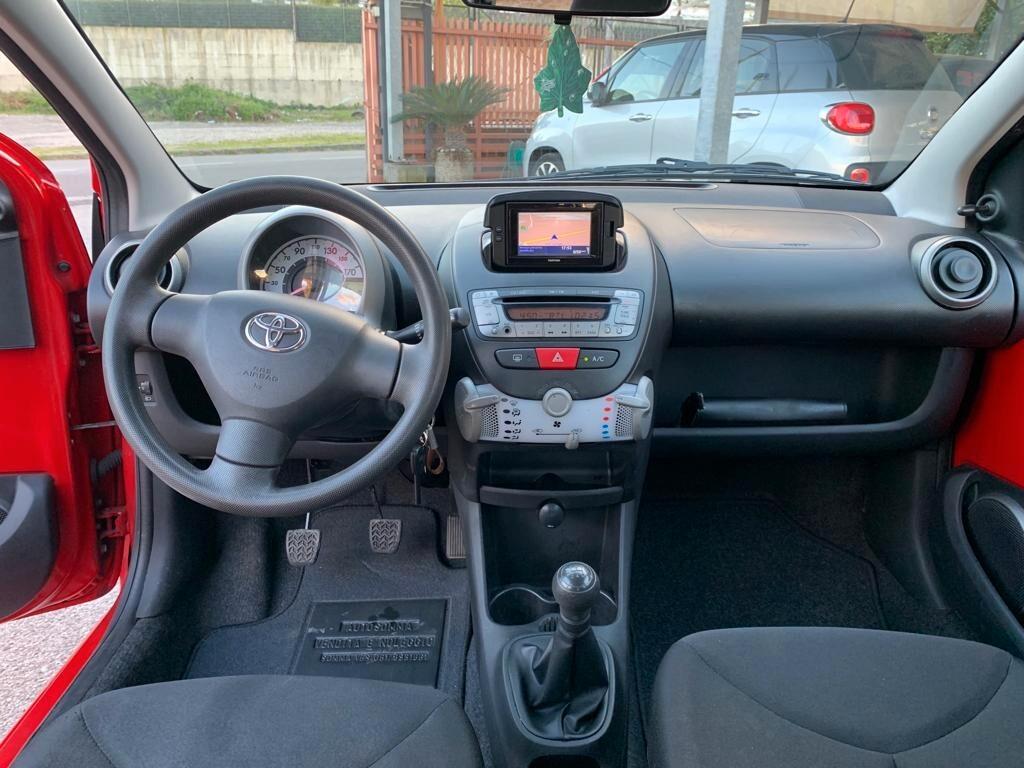 Toyota Aygo 1.0 12V VVT-i 5 porte Lounge Connect