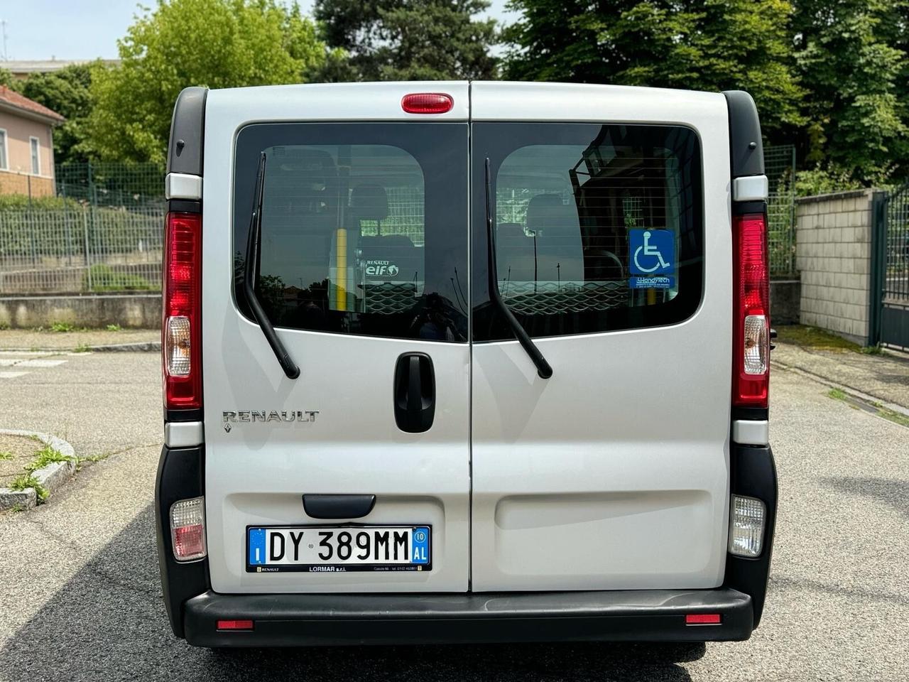 Renault Trafic T27 2.0 dCi/115 PC-TN Passenger Confort
