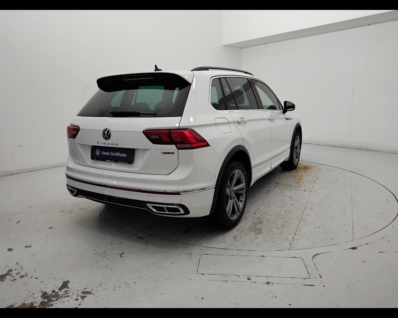 VOLKSWAGEN Tiguan II 2021 - Tiguan 2.0 tdi R-Line 4motion 150cv dsg