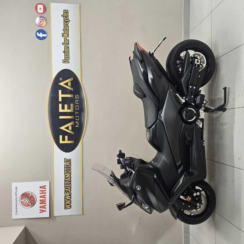 Yamaha T-Max 560 - 2024