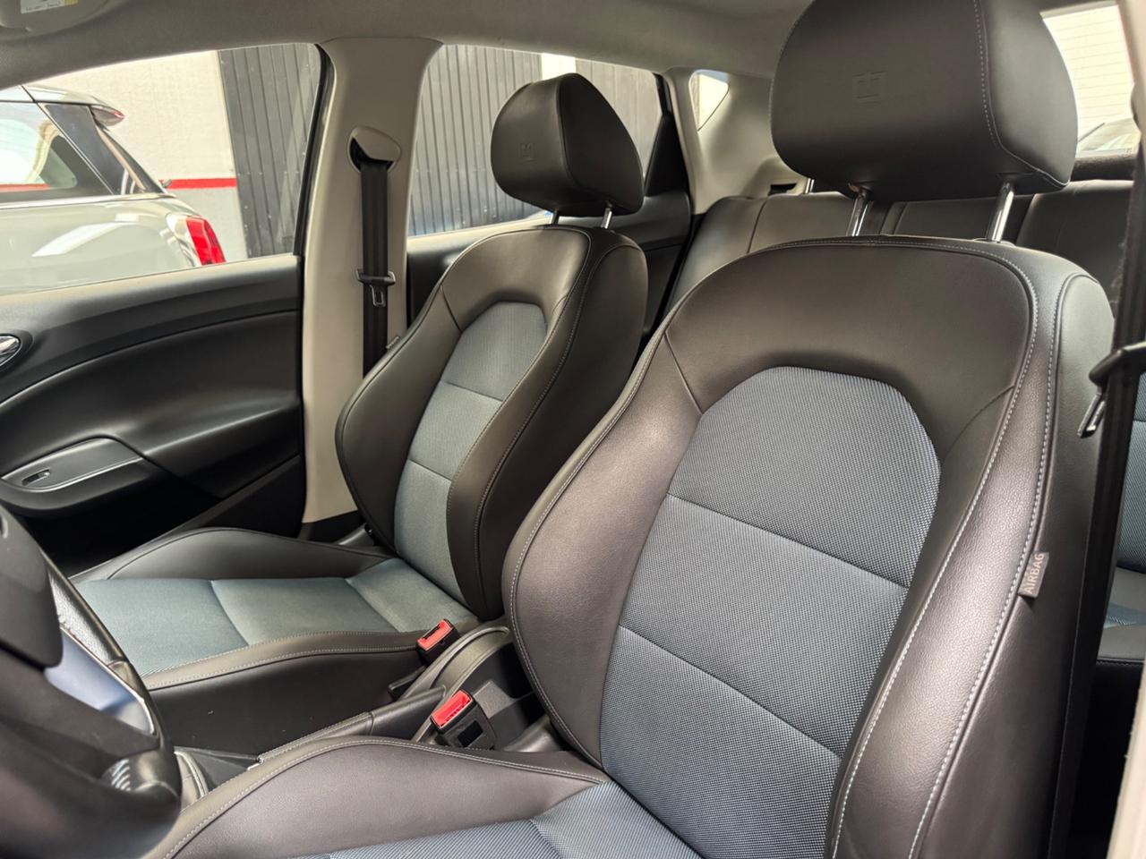 Seat Ibiza 1.4 TDI 90 CV CR 5p. Connect Grey