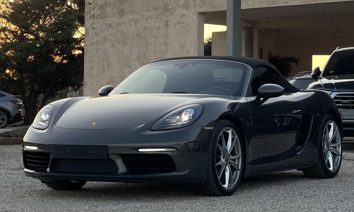 PORSCHE 718 Boxster