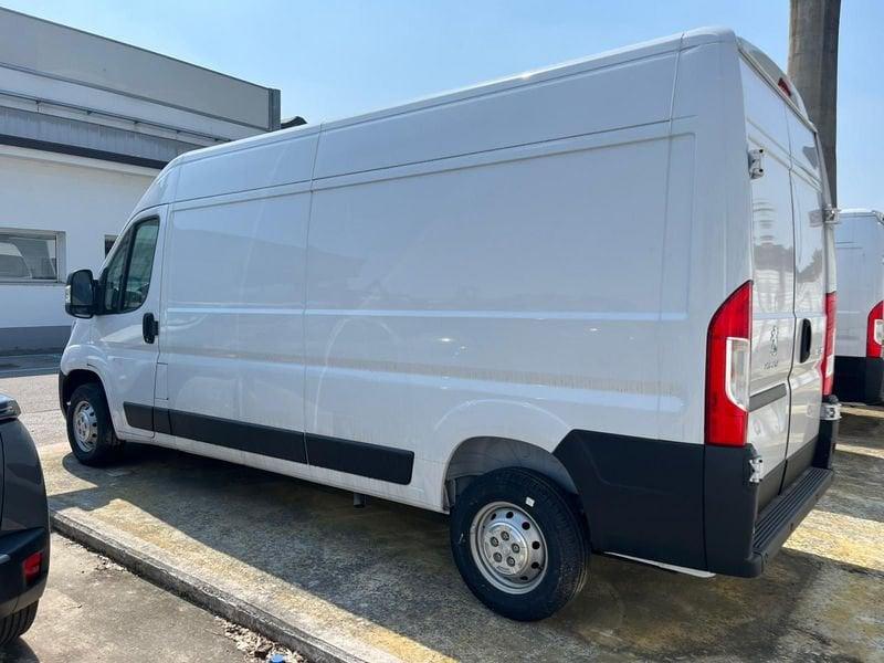 Peugeot Boxer Boxer 335 2.2 BlueHDi 140 S&S L3H2 (IVA ESCL.)