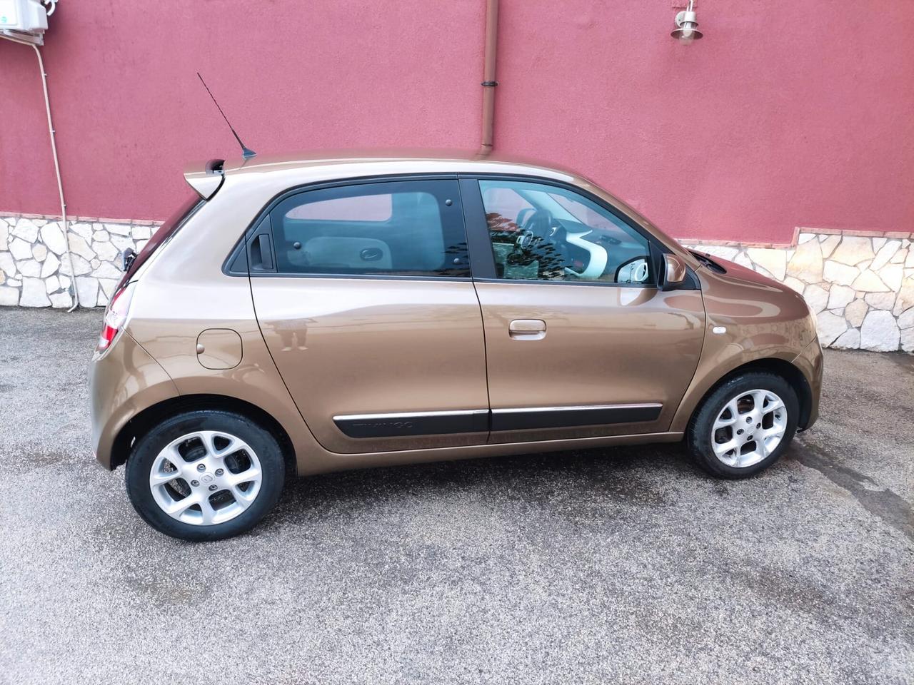 Renault Twingo 1.0 SCe Live