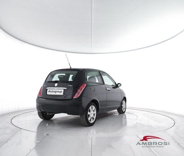 LANCIA Ypsilon Multijet 16V Argento - PER OPERATORI DEL SETTORE