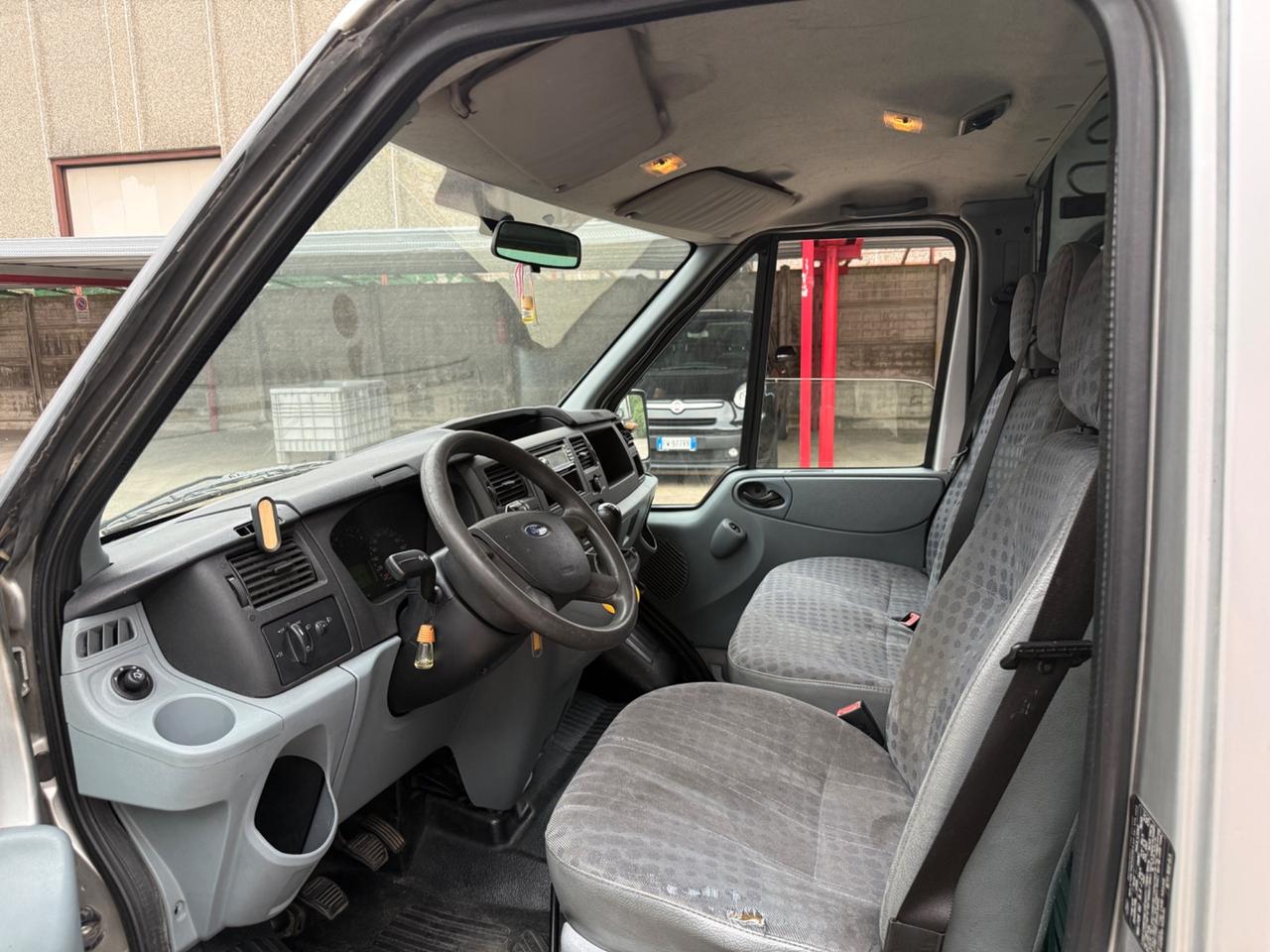 Ford Transit/Tourneo/Bus Transit 9 posti passo lungo