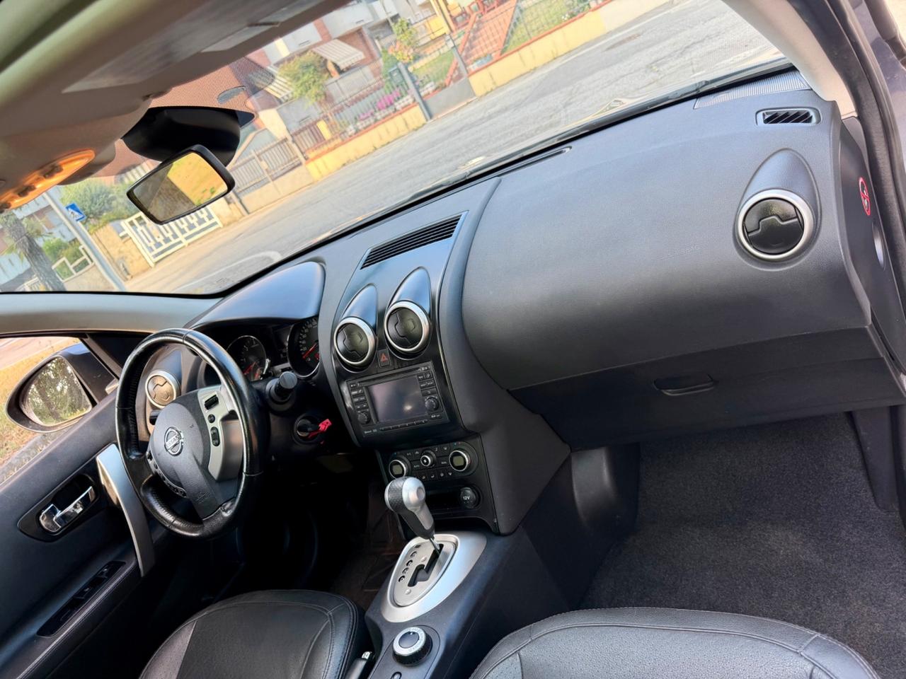 Nissan Qashqai .. cambio automatico