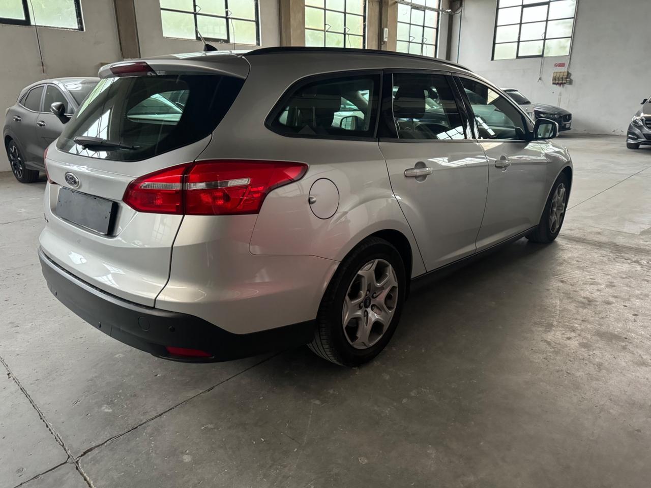 Ford Focus 1.6 120 CV GPL SW Plus