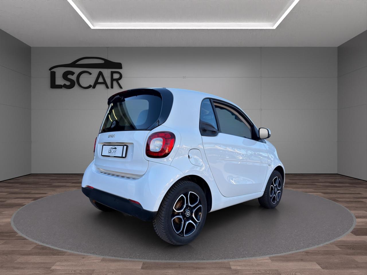 Smart fortwo coupe Fortwo 1.0 Passion 71cv - Unipro - Promo Finanziamento - Cerchi in lega - Sedili riscaldabili - LED - Bracciolo