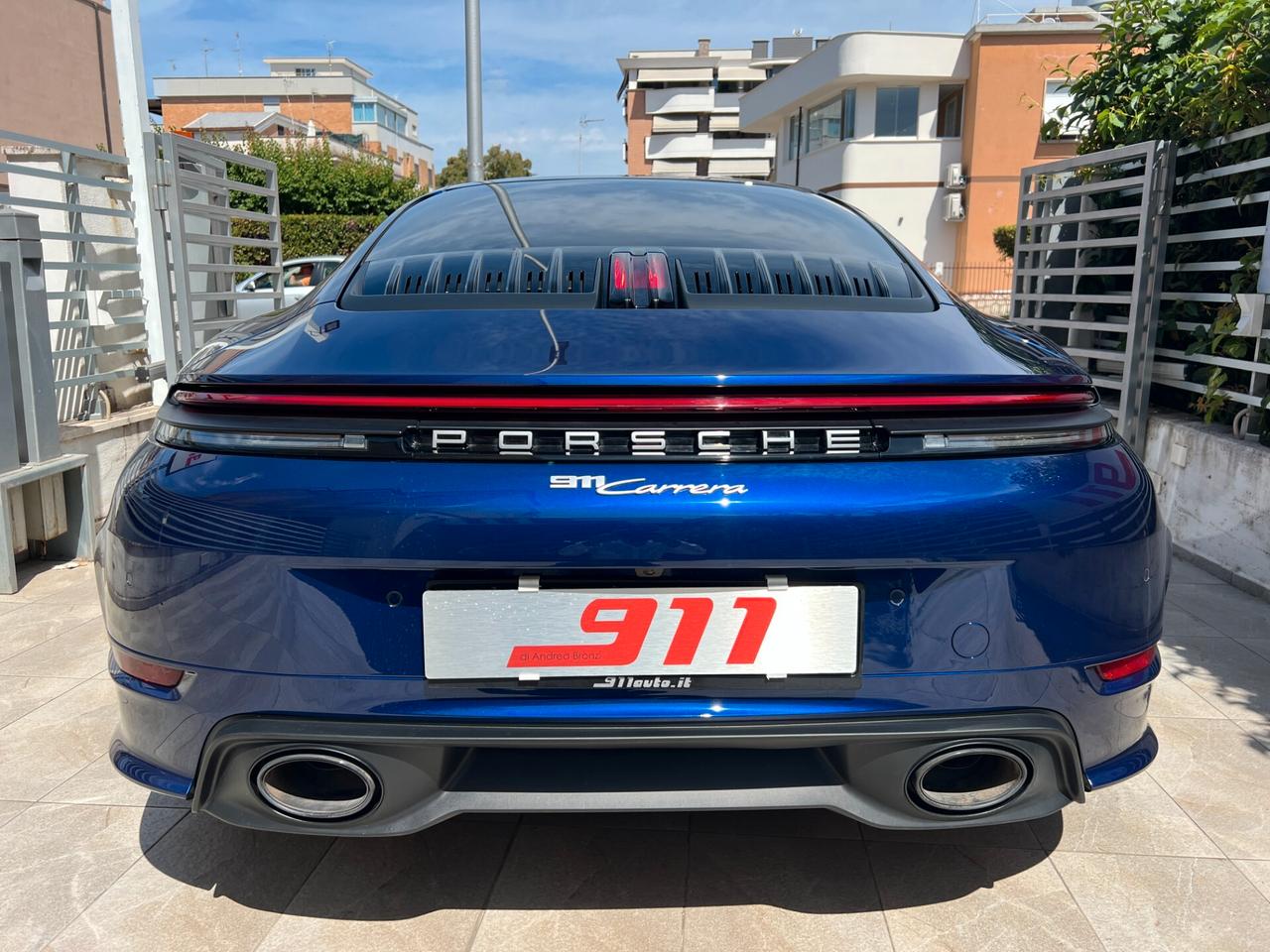 Porsche 911 Carrera