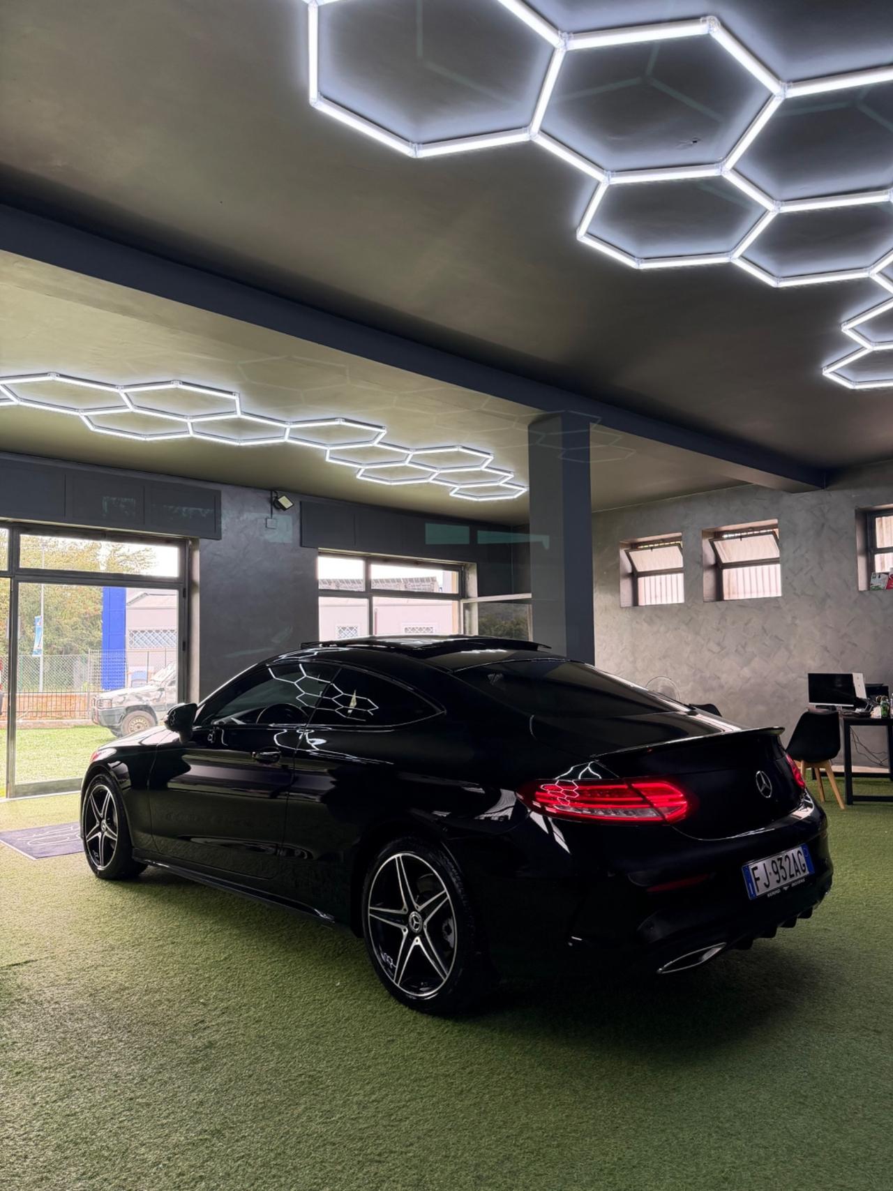Mercedes-benz Classe C Coupé 220d AMG