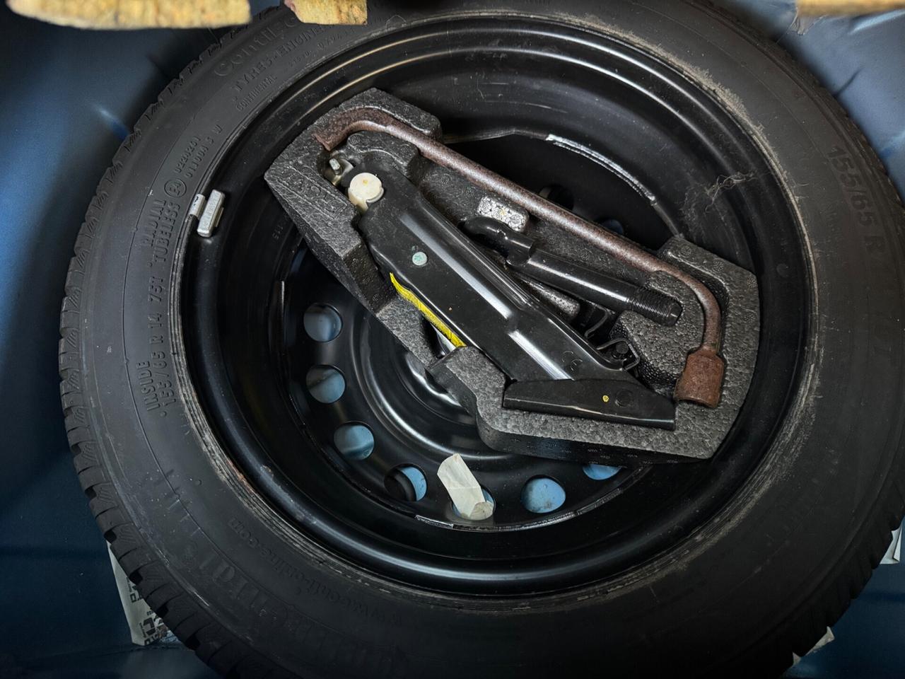 Peugeot 107 1.0 68CV 5p. Plaisir