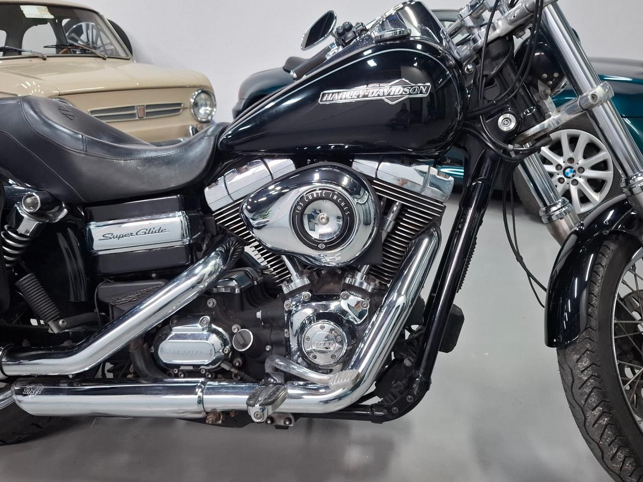 Harley-Davidson Dyna Super Glide