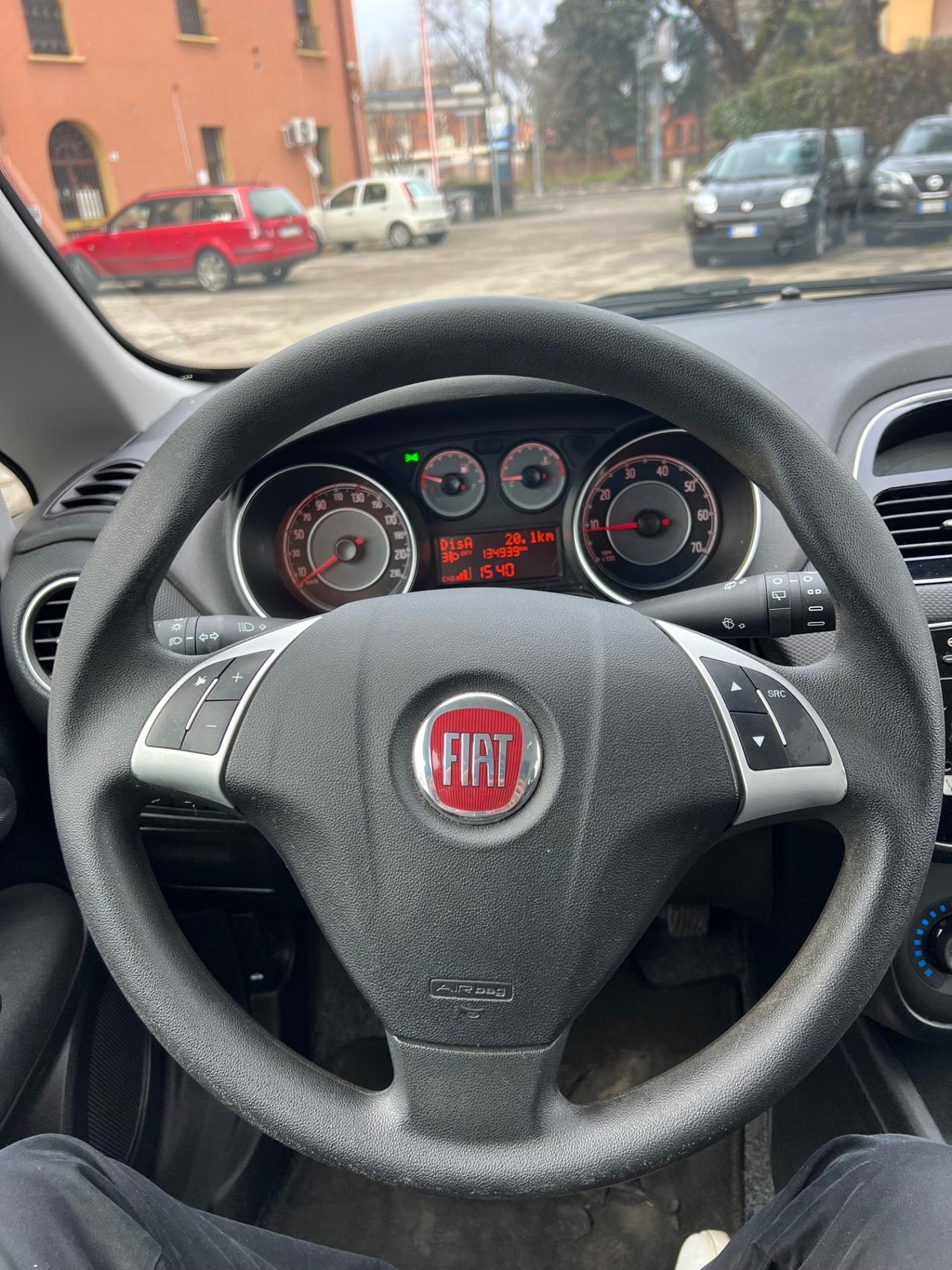 Fiat Punto 1.4 8V 5 porte Natural Power Street