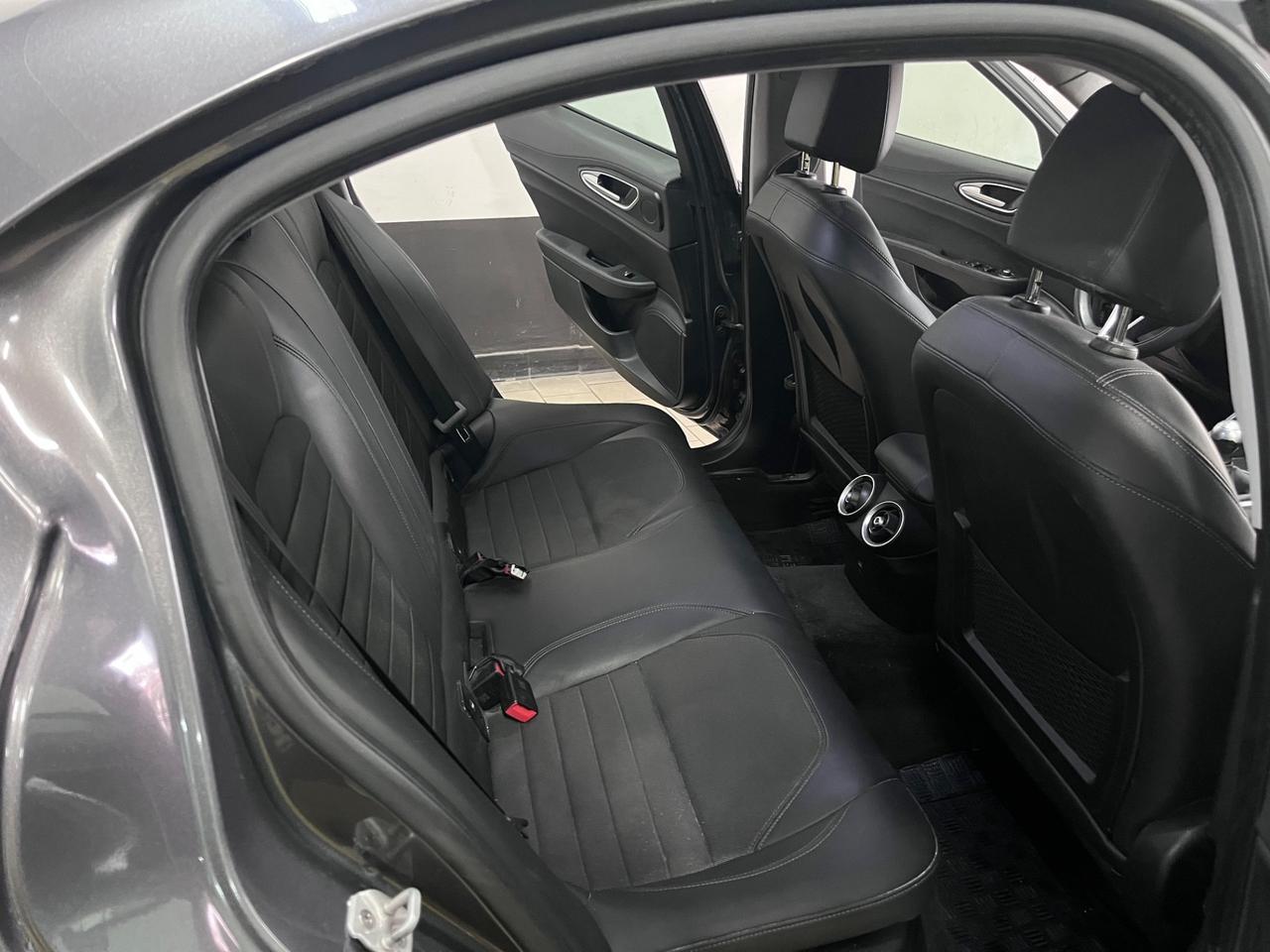 Alfa Romeo Giulia 2.2 150 CV Super tagliandata