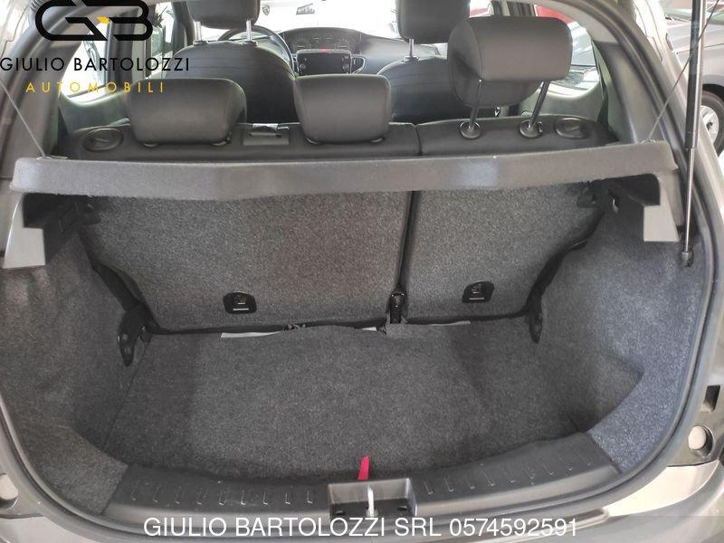 Lancia Ypsilon 1.0 FireFly 5 porte S&S Hybrid Platino