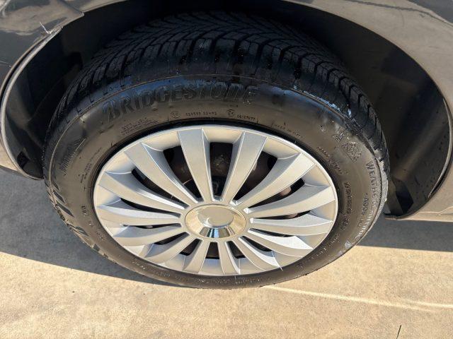 FIAT Punto 1.2 8V 5 porte OK NEOP POCHI CHILOMETRI EURO 5